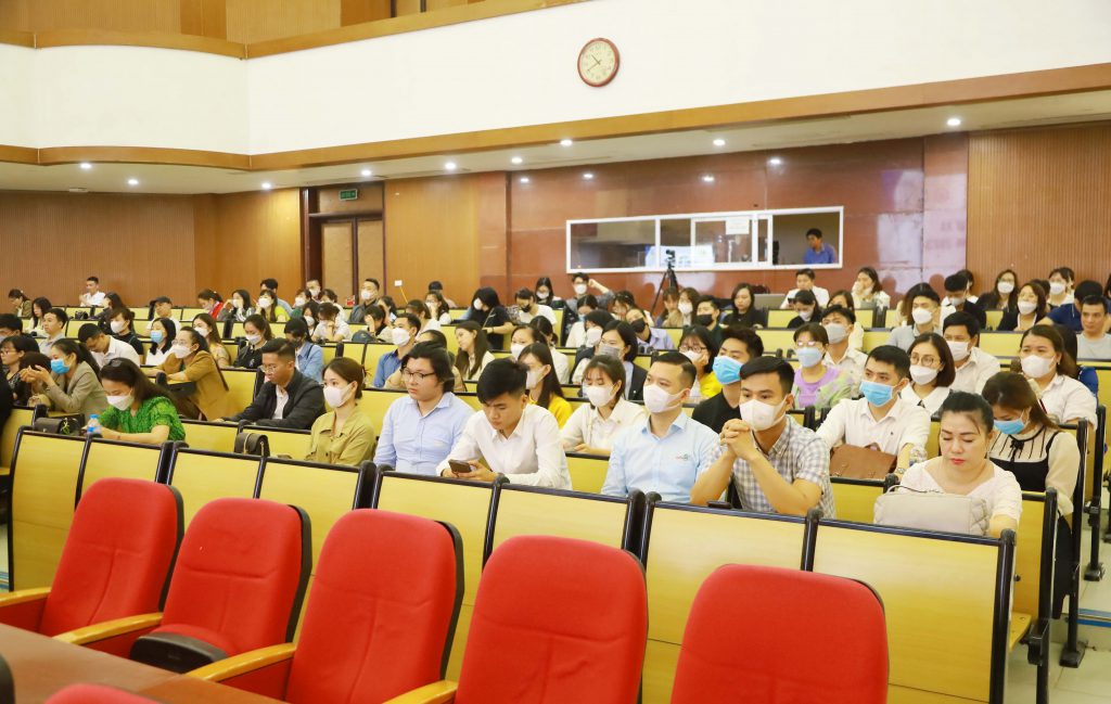 khai giảng h&ecirc;̣ đại học online từ xa học vi&ecirc;̣n t&agrave;i ch&iacute;nh 2